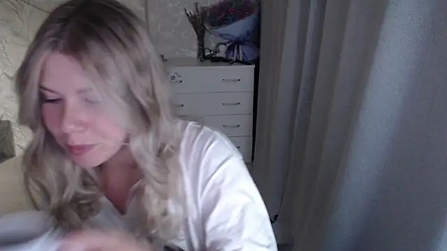 MelissaXKinky online show from 09-28-25, 05:40