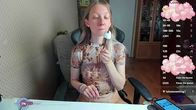 cutieMila online show from 10-17-25, 05:15