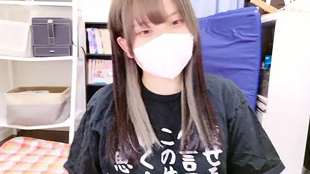 senachinnn online show from 10-21-25, 06:36