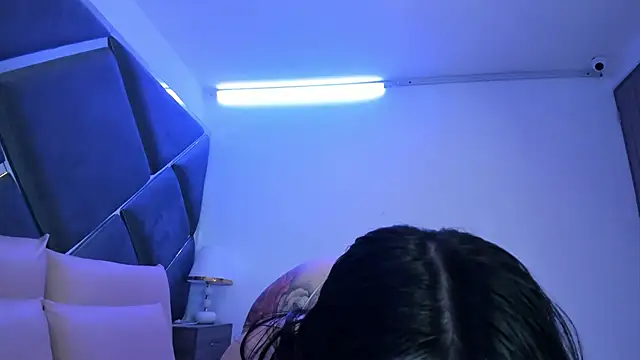 Snapshot of Charlotte_Myers chatting on 10-11-25, 08:40 Charlotte Myers online show from 10-11-25, 08:40