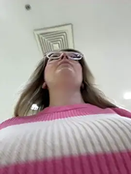 Teya moon  online show from 02-26-26, 10:25