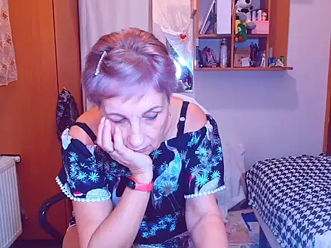 Victoria5643 online show from 02-17-25, 09:41