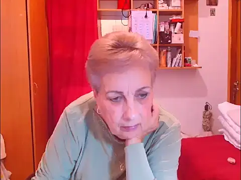 Victoria5643 online show from 10-16-25, 02:51