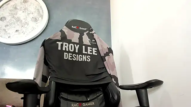 Bryan Bronx online show from 10-29-25, 02:30