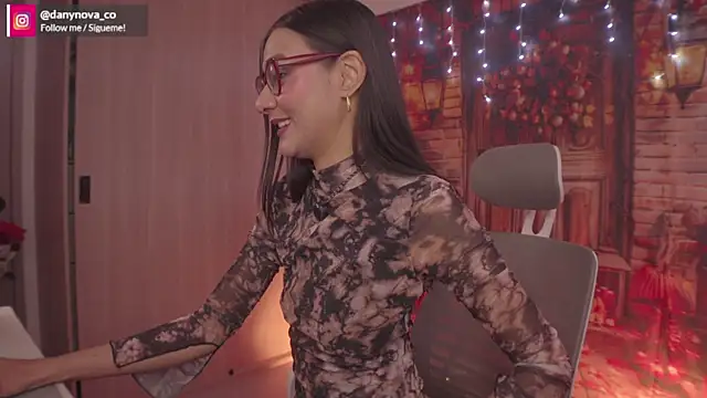 DanyNova Co online show from 11-18-25, 09:08