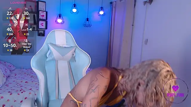 Peggy Funn online show from 12-21-24, 01:58