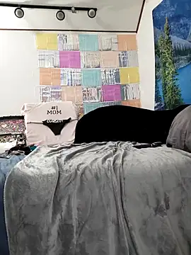 Venus22cumin online show from 11-20-25, 04:01