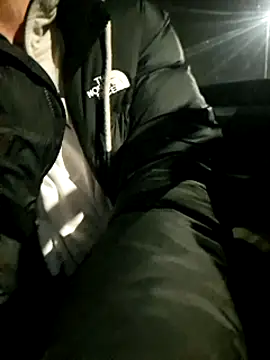 Zeefy online show from 02-14-25, 07:44