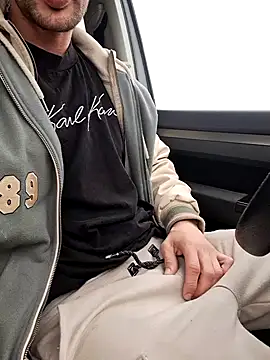 Zeefy online show from 03-15-25, 10:24