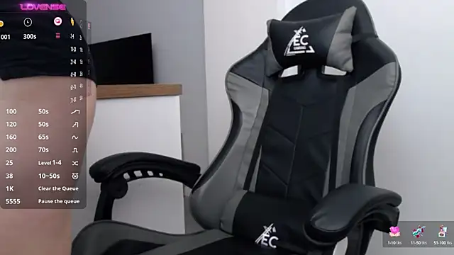 MakiimaStar online show from 02-21-25, 06:29