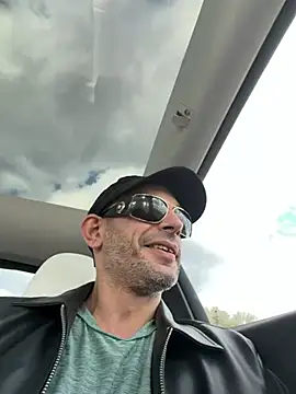 hailzeffn online show from 04-30-26, 10:03