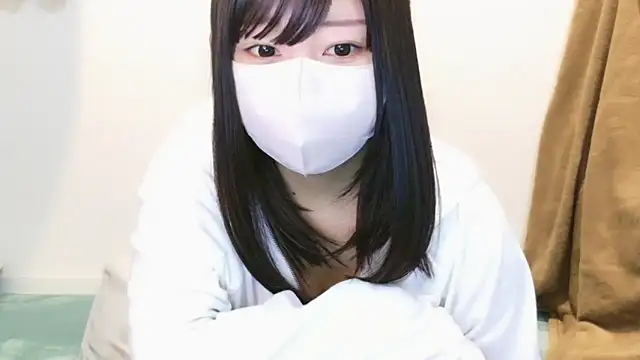 Snapshot of YUTSU_KI chatting on 02-18-25, 05:21 YUTSU KI online show from 02-18-25, 05:21