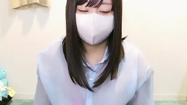 Snapshot of YUTSU_KI chatting on 03-04-25, 03:48 YUTSU KI online show from 03-04-25, 03:48