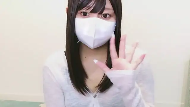Snapshot of YUTSU_KI chatting on 09-14-25, 05:01 YUTSU KI online show from 09-14-25, 05:01