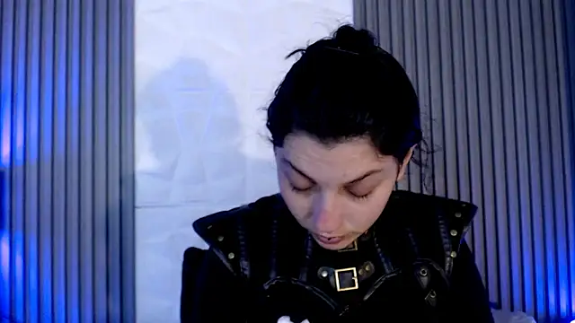 Snapshot of sophy_rock chatting on 09-29-25, 04:34 sophy rock online show from 09-29-25, 04:34