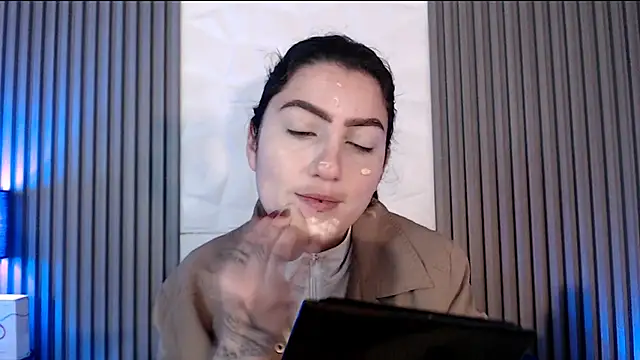 Snapshot of sophy_rock chatting on 09-30-25, 03:17 sophy rock online show from 09-30-25, 03:17