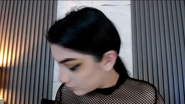 Snapshot of sophy_rock chatting on 10-01-25, 03:07 sophy rock online show from 10-01-25, 03:07