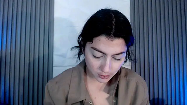 Snapshot of sophy_rock chatting on 10-15-25, 03:01 sophy rock online show from 10-15-25, 03:01