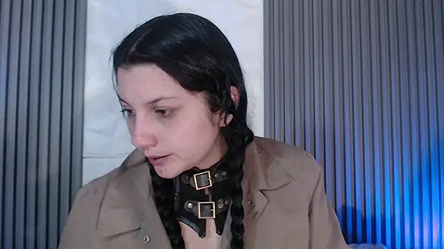 Snapshot of sophy_rock chatting on 10-20-25, 03:23 sophy rock online show from 10-20-25, 03:23