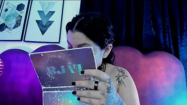sophy rock online show from 06-23-26, 02:48