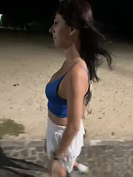 therealbeverlycious online show from 12-29-24, 08:37