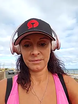 therealbeverlycious online show from 03-11-25, 05:46