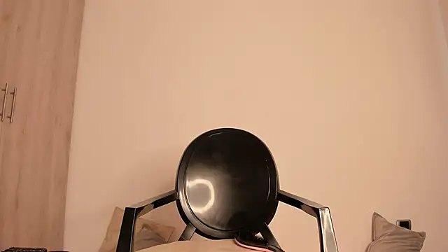 Snapshot of _miamadison chatting on 03-22-25, 03:42 miamadison online show from 03-22-25, 03:42