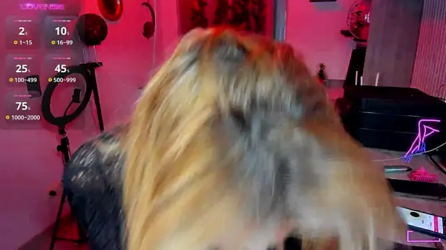  cristal ayala online show from 04-14-26, 10:49