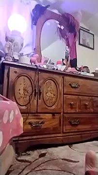 Snapshot of whitetrashdirtyslut chatting on 09-16-25, 01:17 whitetrashdirtyslut online show from 09-16-25, 01:17