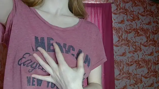 strawberrysmoothie online show from 06-12-26, 05:01
