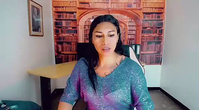 Snapshot of khiara_moretti chatting on 03-01-25, 07:37 khiara moretti online show from 03-01-25, 07:37
