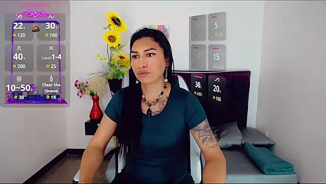Snapshot of khiara_moretti chatting on 03-22-25, 11:32 khiara moretti online show from 03-22-25, 11:32