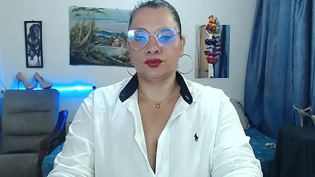 Aleja Gonzales online show from 01-10-26, 12:07