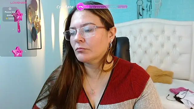 MsJossie online show from 09-11-25, 04:12