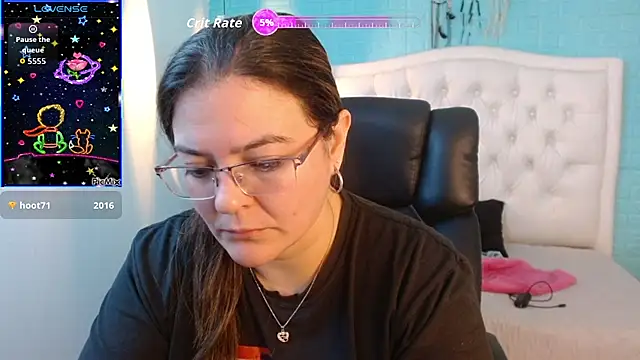 MsJossie online show from 10-11-25, 04:44