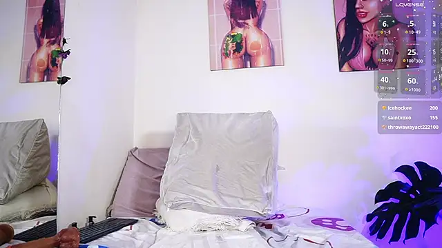 Snapshot of YourMandy chatting on 03-04-25, 04:06 YourMandy online show from 03-04-25, 04:06