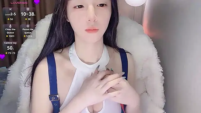 Snapshot of Duomiz chatting on 09-19-25, 08:38 Duomiz online show from 09-19-25, 08:38