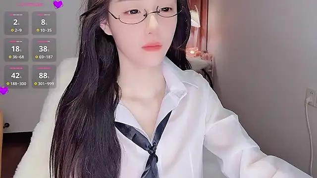 Snapshot of Duomiz chatting on 10-10-25, 01:32 Duomiz online show from 10-10-25, 01:32