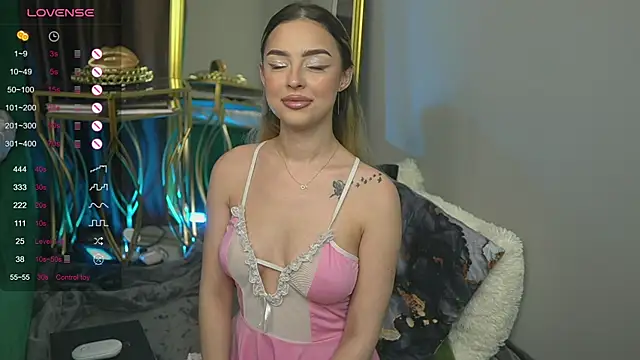 ScarletColes online show from 12-13-24, 03:05