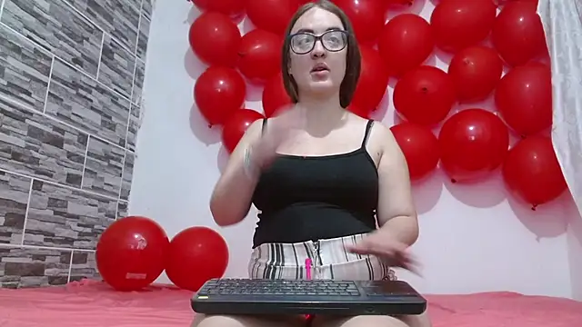 Snapshot of Venus_Santana chatting on 02-23-26, 04:48 Venus Santana online show from 02-23-26, 04:48