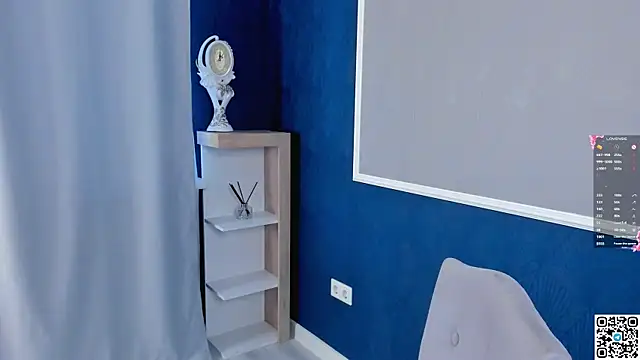 AnneKlint online show from 12-24-24, 12:33