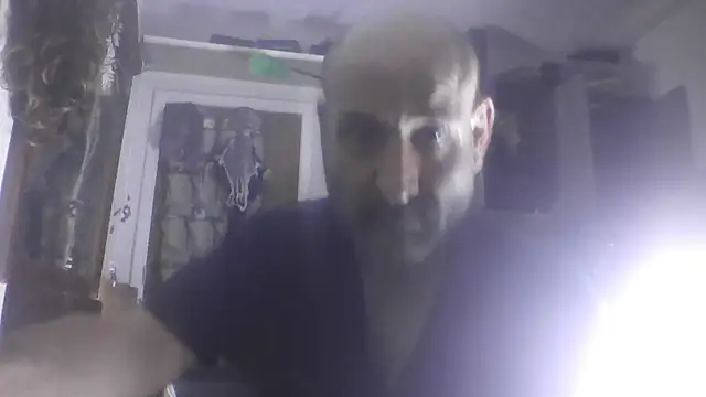 Snapshot of Tinydalldaylong chatting on 04-13-26, 01:05 Tinydalldaylong online show from 04-13-26, 01:05