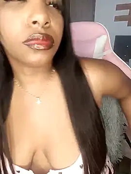 Snapshot of kitty__blackgl chatting on 03-05-25, 03:18 kitty blackgl online show from 03-05-25, 03:18