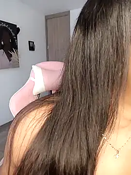 Snapshot of kitty__blackgl chatting on 03-13-25, 04:45 kitty blackgl online show from 03-13-25, 04:45