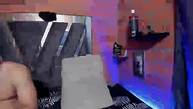 Snapshot of sainix_ chatting on 12-11-24, 02:52 sainix  online show from 12-11-24, 02:52