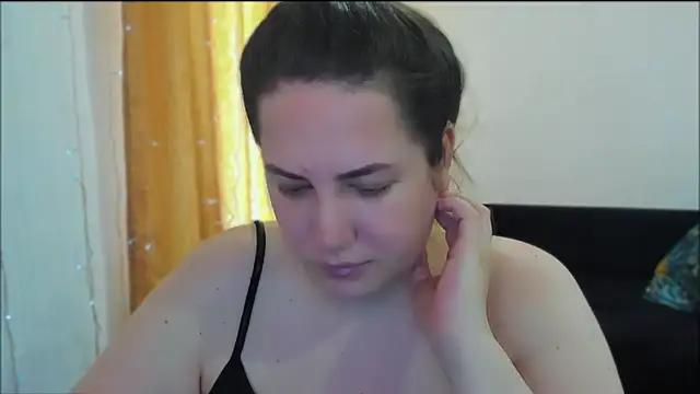 Snapshot of _madalexa_ chatting on 07-19-26, 11:03 madalexa online show from 07-19-26, 11:03