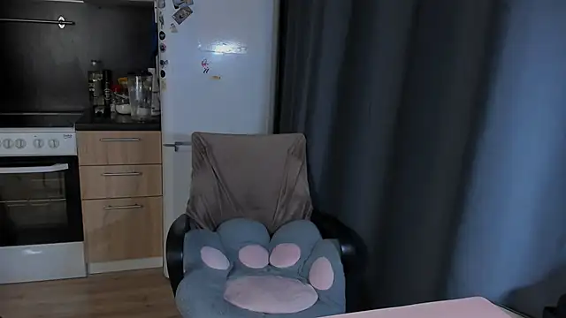 Snapshot of _jess_rabbit chatting on 12-17-24, 11:28 jess rabbit online show from 12-17-24, 11:28
