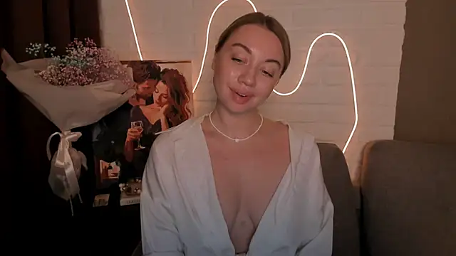 DanielaWisse online show from 12-22-24, 11:41