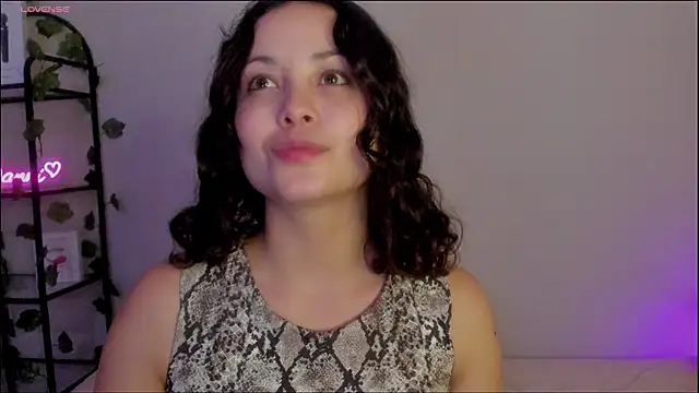 Megan Rodrigo online show from 01-08-25, 09:12