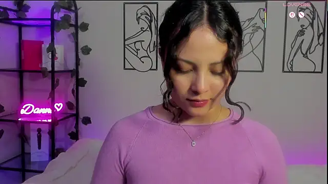 Megan Rodrigo online show from 02-12-25, 11:09